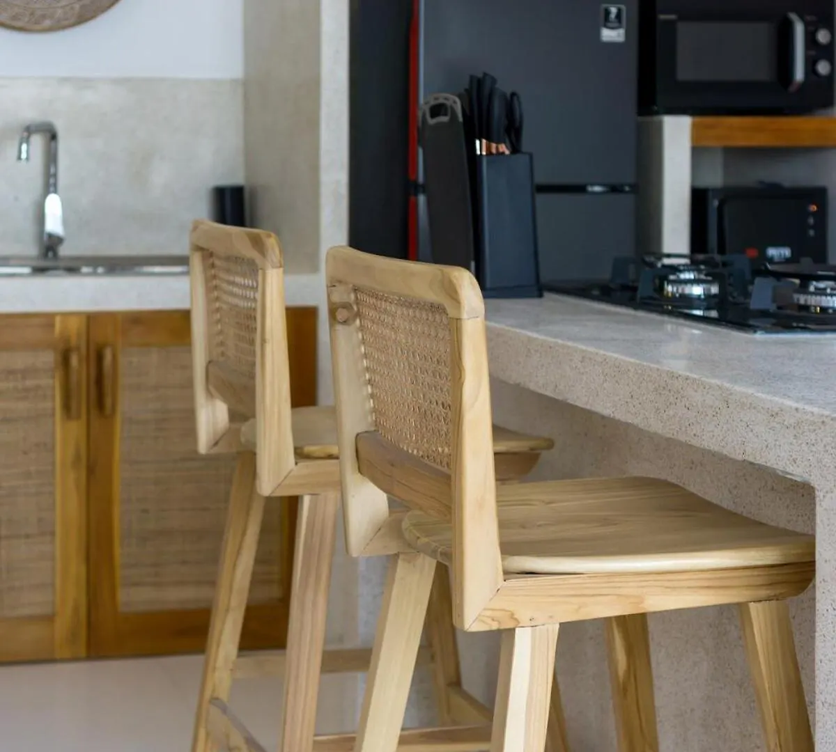 New! Villa Lyalya - 1Br Villa In Kerobokan Seminyak